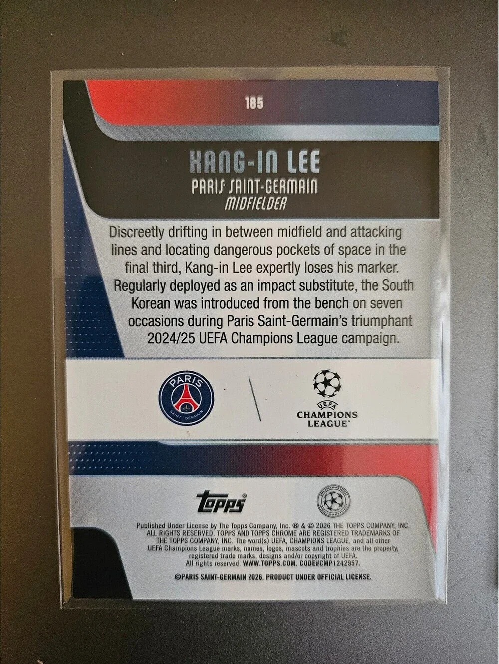 Topps paris 185
